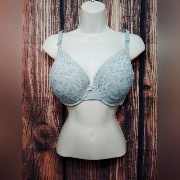 2 for 30$ Victoria Secret Elegant Lace Underwire Bra - Picture 1 of 7